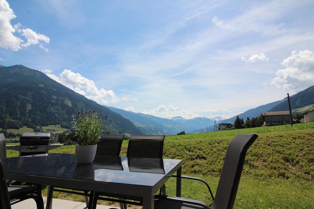 Chalet Fügen Exterior foto